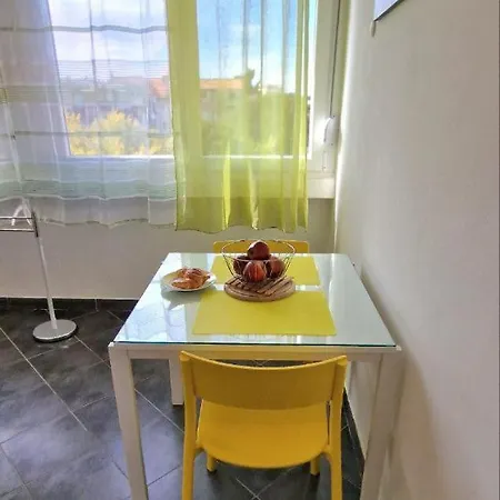 Apartment Zvone *